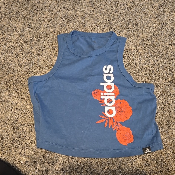 Clothes - Picture 1 of 3